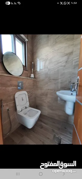 روف مميز جديد للبيع بتونيا قرب مفروق الحتو