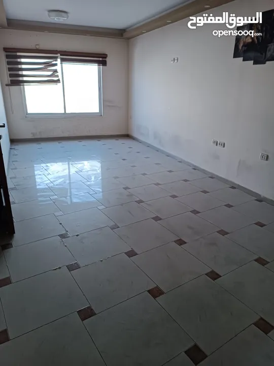 مكتب جاهز اللايجار بحالة ممتازة