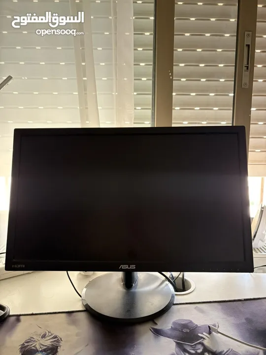 شاشة Asus 60hz 22 inch استعمل خفيف جدا