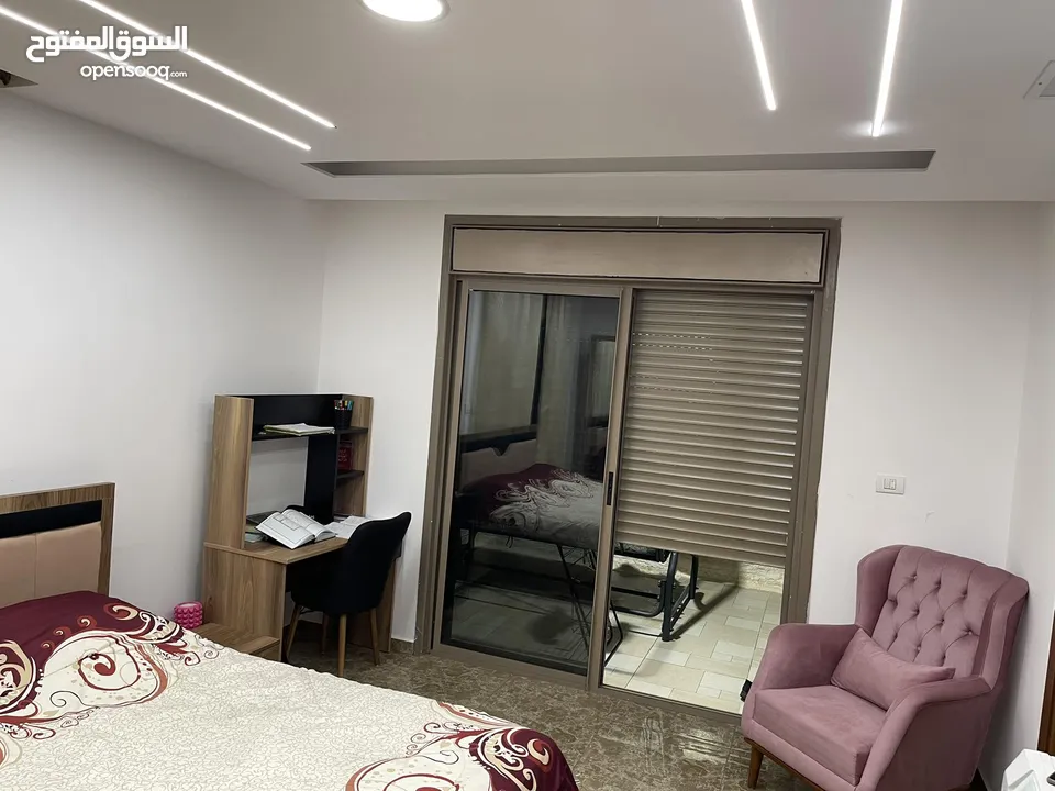 روف للايجار مفروش في اجمل مناطق رام الله والبيرة التواصل مع المالك مباشرة دون وسيط 1500 دولار