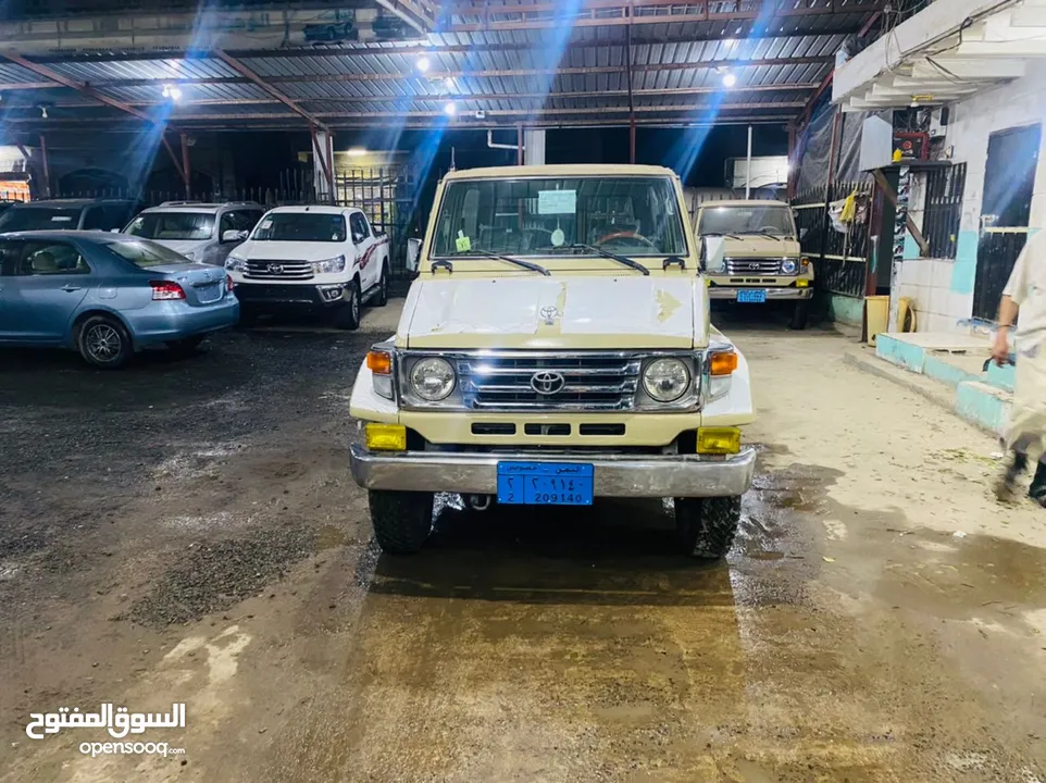 تيوتا جيب / حبه ربع 2003 جديد كرت  السعر 75000 ر.س