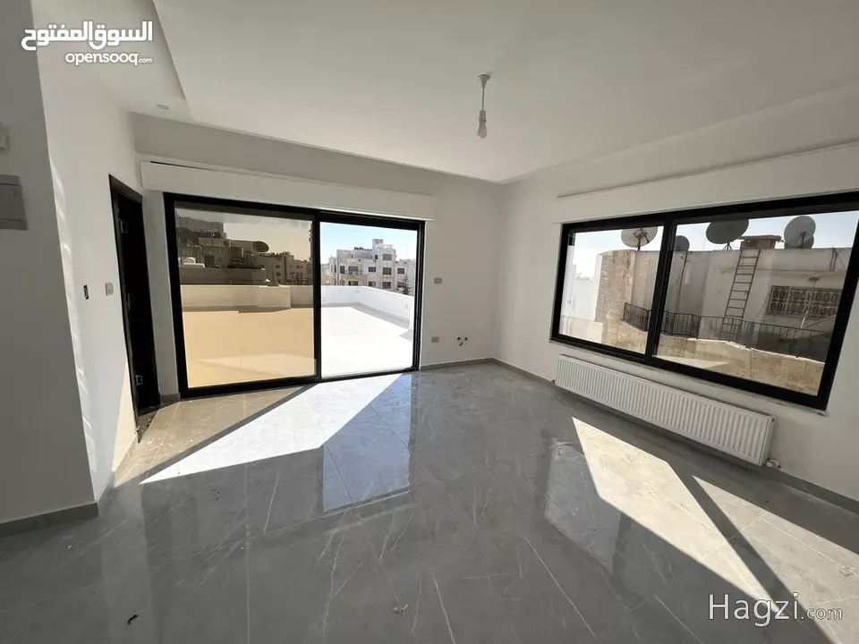 شقة اخير مع روف +ترس مميز ( Property ID : 31716 )