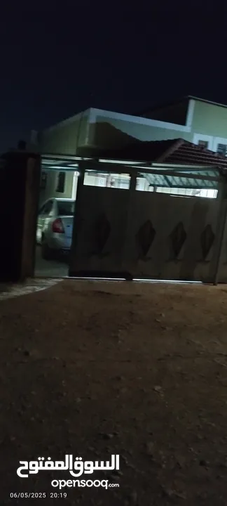 بيت مستقل للبيع