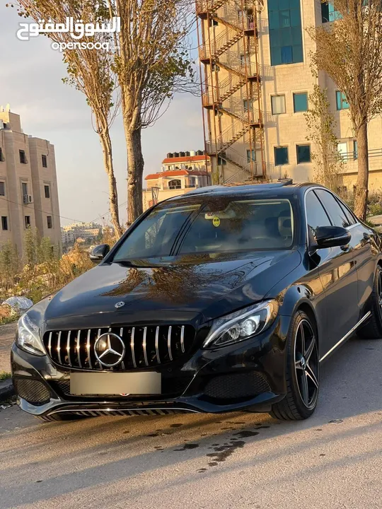 C200 بحالة ممتازة دهان الشركة بالكامل استعمال وعداد قليل