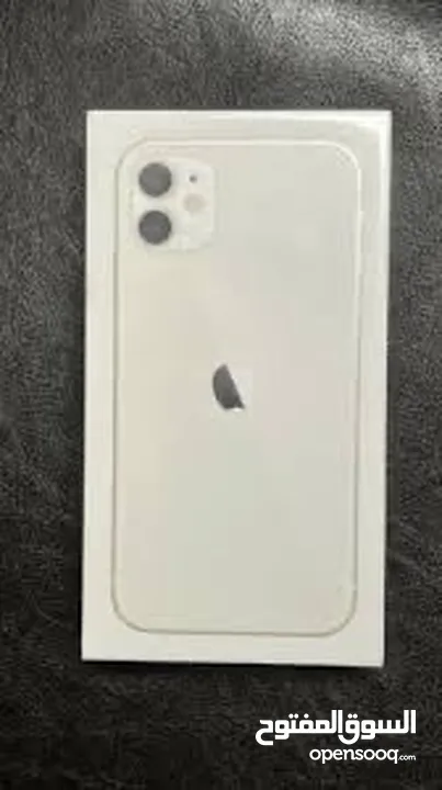 ايفون 11 اللون الأبيض 128 جيبي جديد مع ضمان سنه الوكيل - نسخة الشرق الأوسط