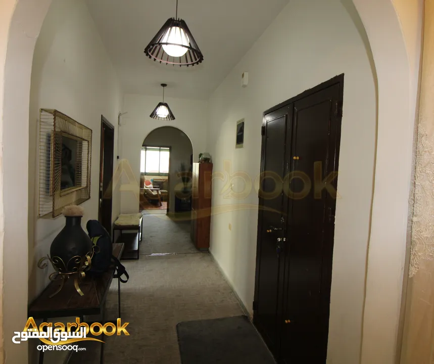 شقة مميزة بإطلالة جميلة للبيع وسط رام الله – قرب بنك فلسطين