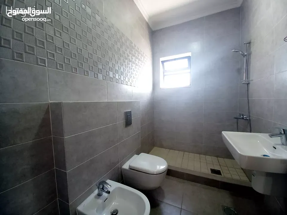 شقة فاخره للبيع في عبدون  ( Property ID : 33526 )