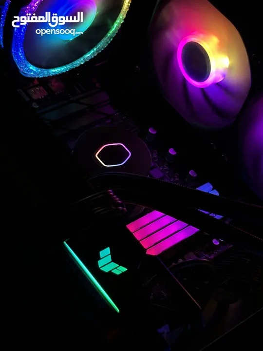 Pc gaming كامل للبيع