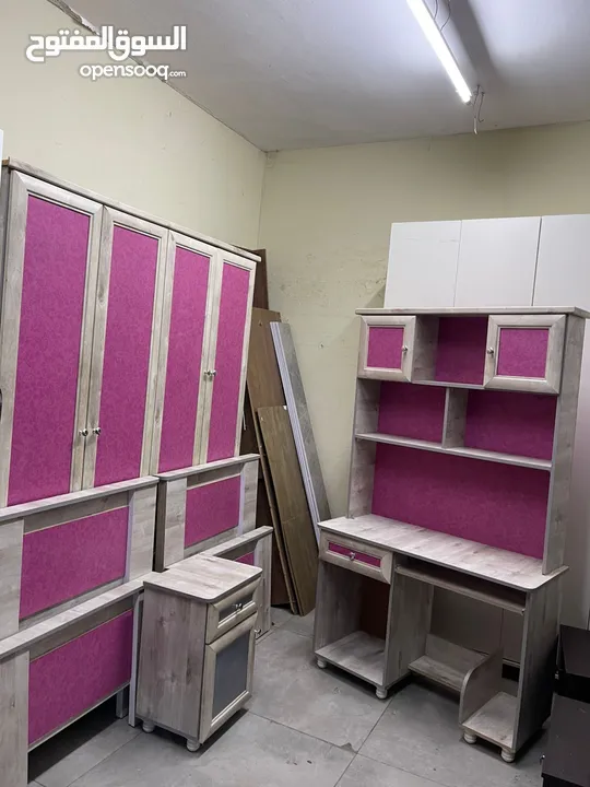 غرفة نوم بتختين مفرد وكومدينة ومكتبة وخزانة سعر حرق