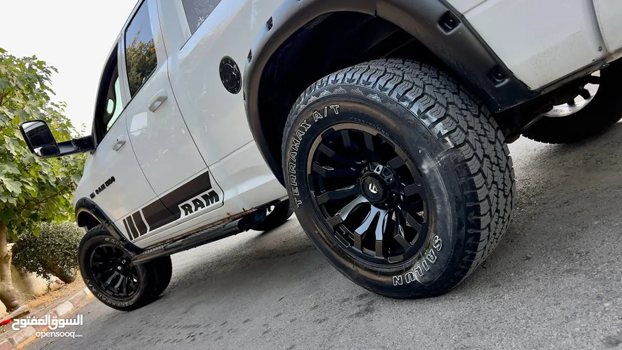 Dodge ram 2011 Hemi 5700cc معدل بالكامل