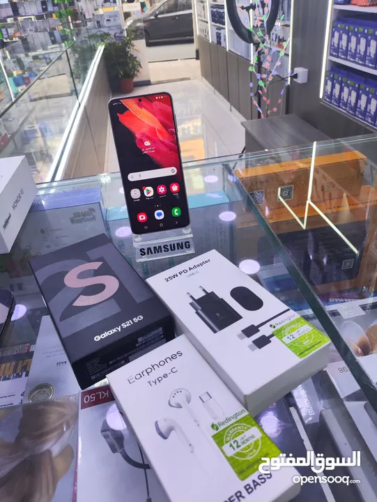 جهاز وكالة Samsung S21 5G  جيجا 128 رام 16 معه بكج هدية معه الكرتونه متوفر توصيل