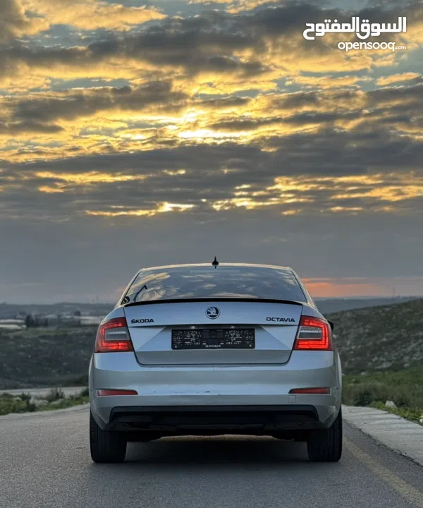 سكودا اوكتافيا 2016 اوتومات ديزل بوضع الشركة السيارة