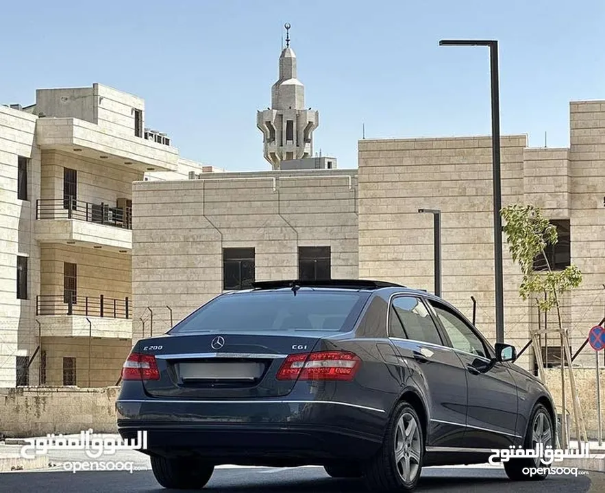 e200 بانوراما 2010