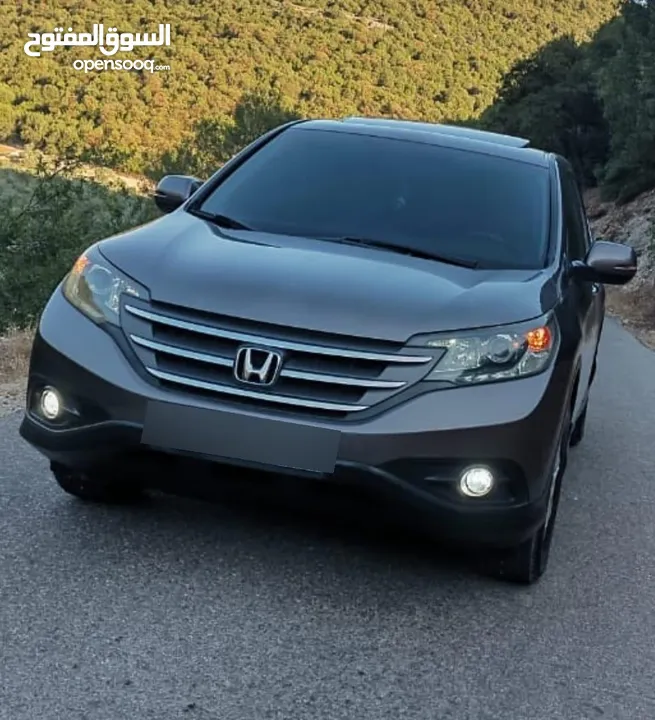 هوندا جيب CR-V فل كامل وفحص كامل 3 جيد وقصعه