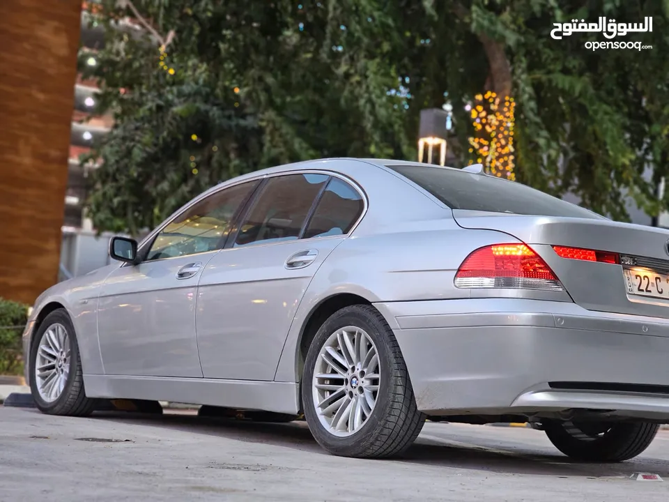 BMW 745 موديل 2002