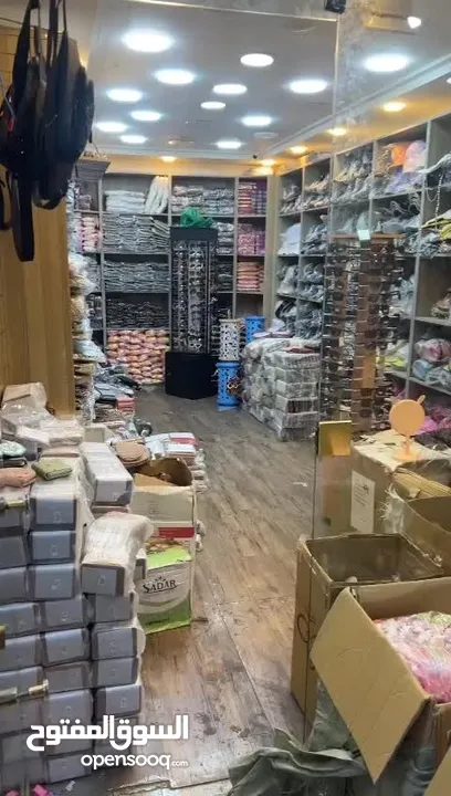 محل تجاري في جبل الحسين جاليريا مول طابق الأول مساحة 18 متر مؤجر سبب البيع الورثة