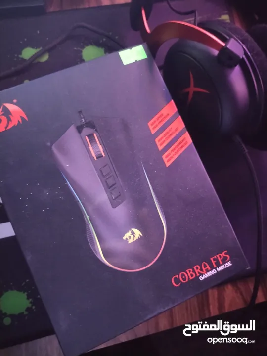 ماوس REDRAGON COBRA FPS معروفه استعمال خفيف اخت الجديد للبيع مع سماعه هايبر اكس كلاود 2 سلك