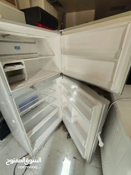 Hitachi refrigerator fridge is very good condition and good working