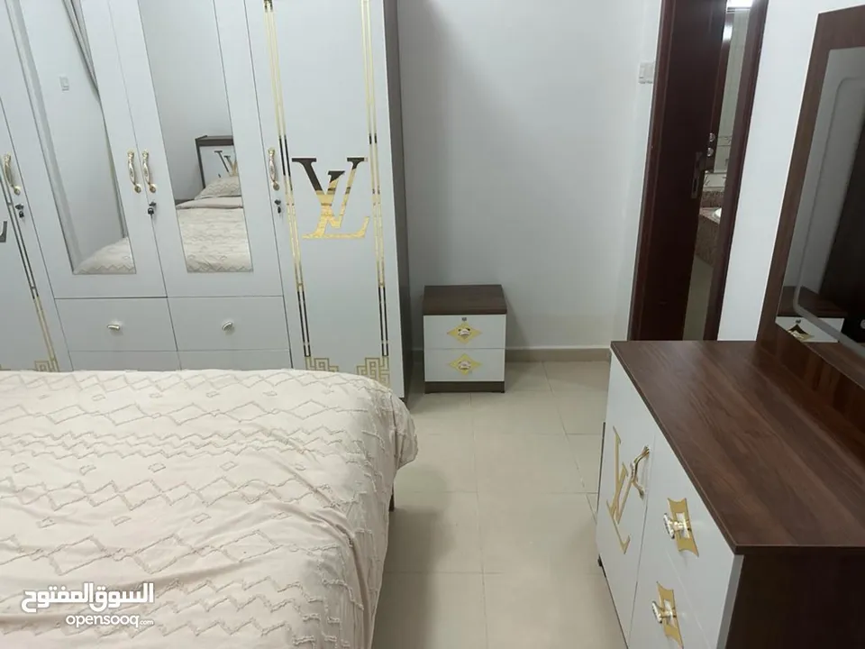 للايجار الشهري شقة غرفتين وصالة مفروشة في عجمان منطقة النعيمية أبراج السيتي تاور