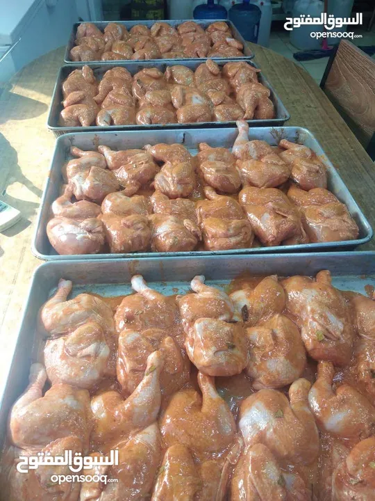 شيف طباخ شرقي وغربي وسلطات ابحث في الفندق عن عمل خبره في الاكل العربي والسلطات