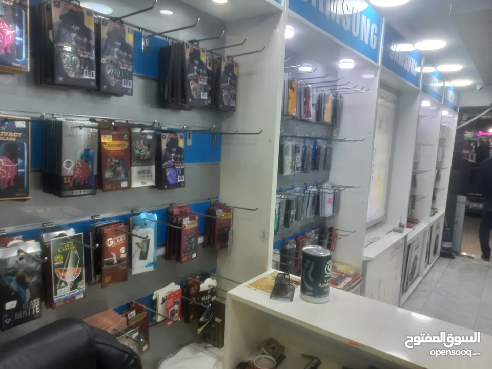 ديكور محل خلويات كامل للبيع