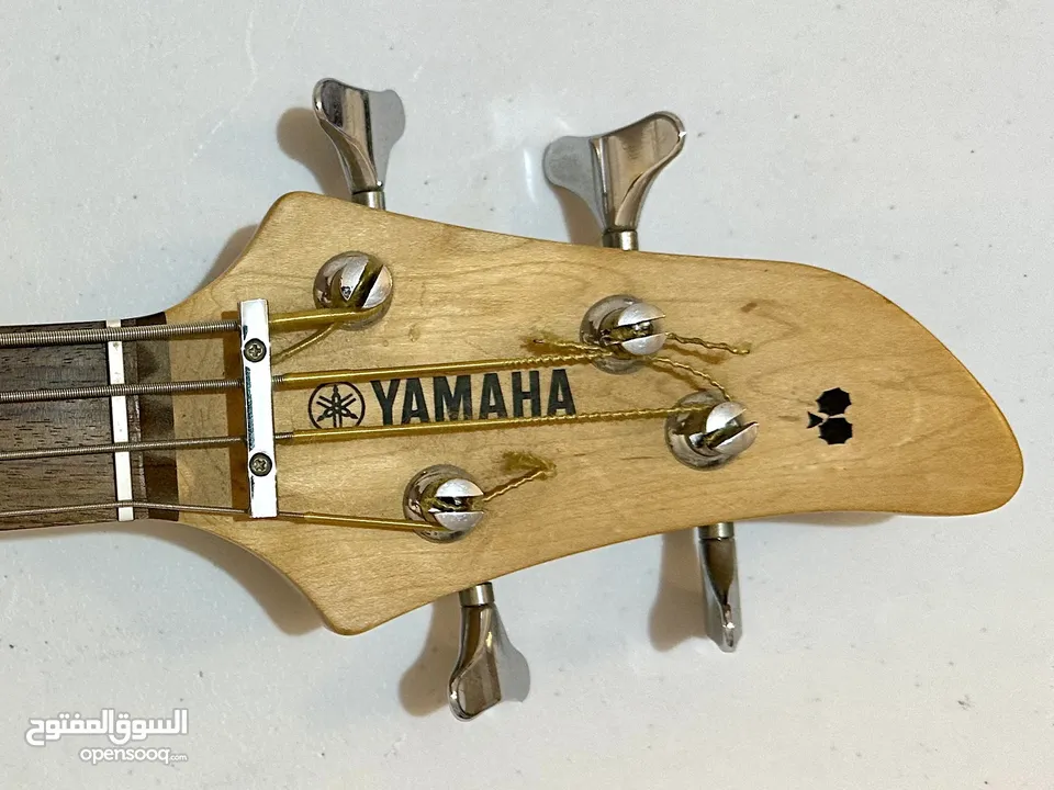 Yamaha professional bass guitar, in excellent condition