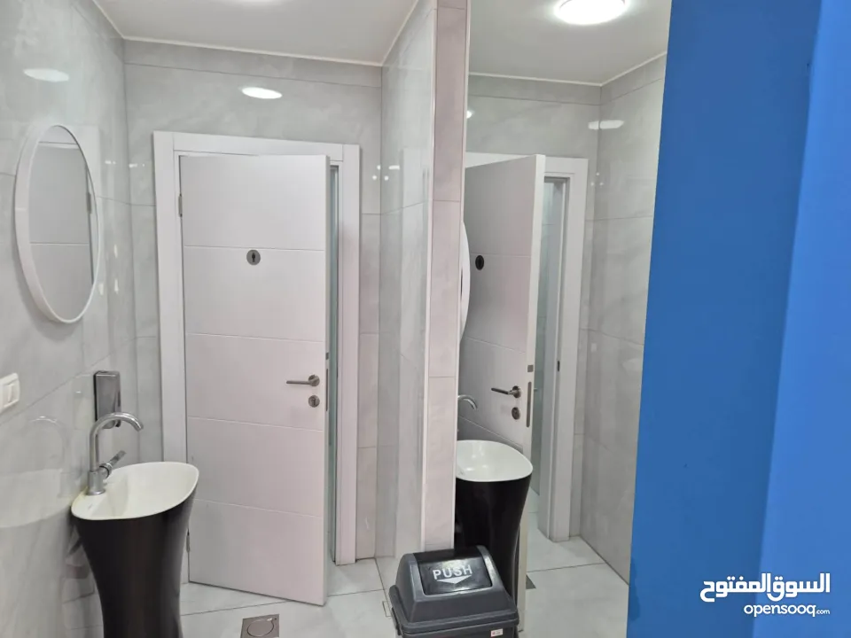 فرصة ذهبية للإستثمار - كفر عقب الشارع الرئيسي