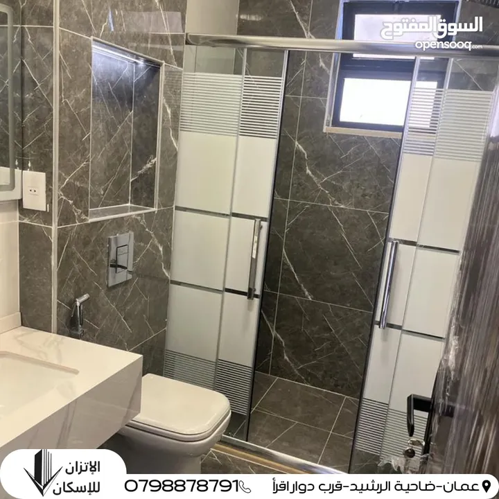 شقة طابق اول مع برندة واسعة ، الكوم ، شفا بدران ، قرب سلاله مول ، من المالك