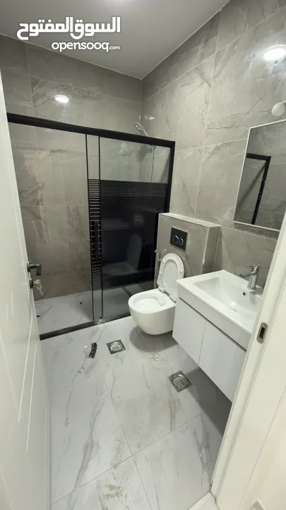 شقة سوبر ديلوكس للإيجار غير مفروش