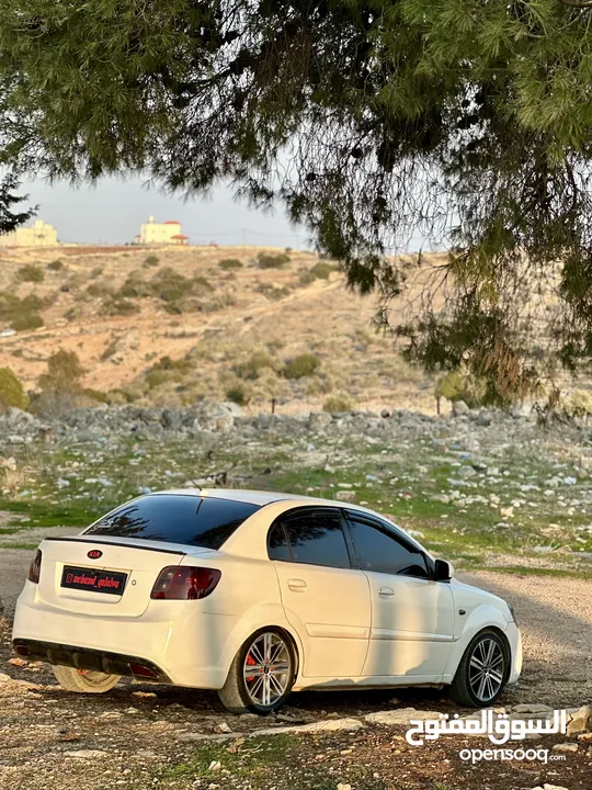 كيا ريو 2010