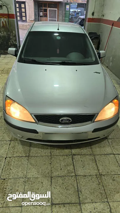 فورد مونديو