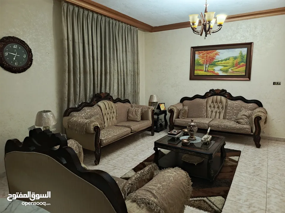 غرفة ضيوف وطقم كورنر للبيع الرجاء قراءة تفصيل