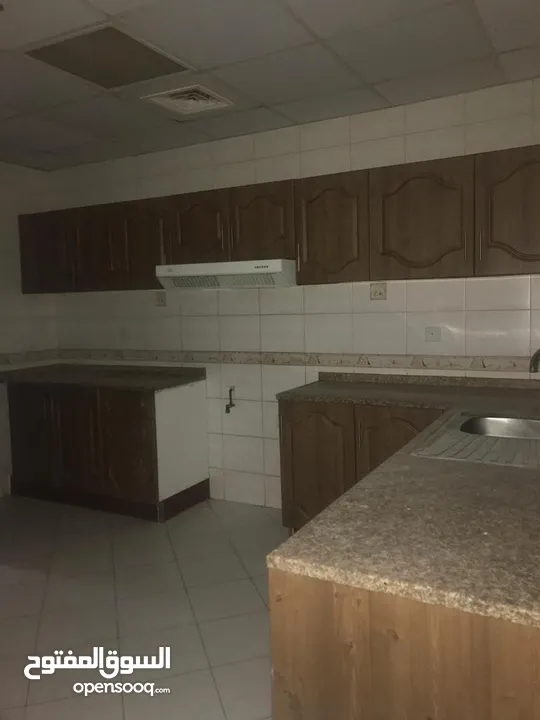 flat for sale sharjah/ شقة للبيع بالشارقة