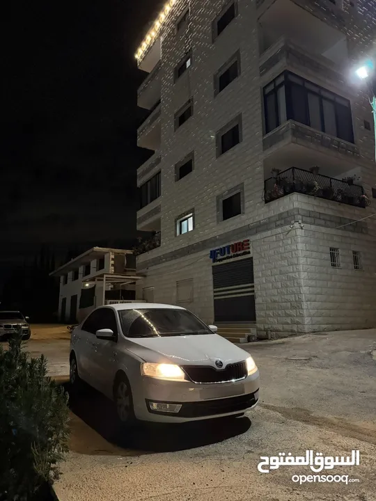 سكودا رابيد (( أصل برايفت )) ديزل 1600 جير عادي 2015 سعرر حررق كااش فقط