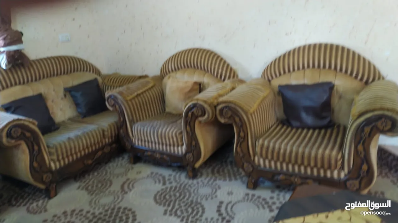 طقم كنب مستعمل طقم غرفة ضيوف
