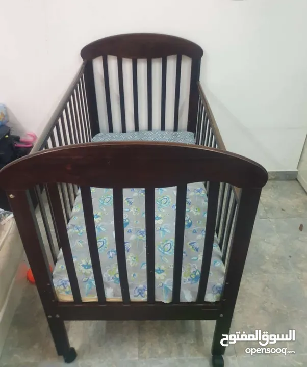 baby bed سرير الطفل