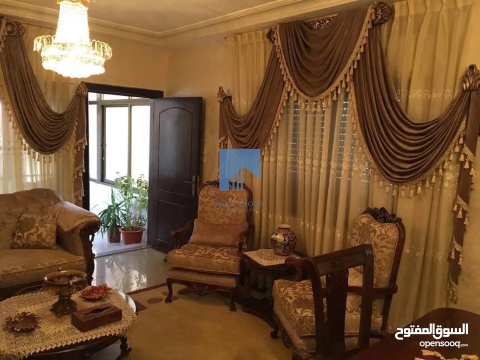 شقة أرضية مميزة للبيع في السابع خلف جنيفا 140م تشطيب سوبر ديلوكس