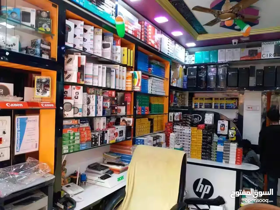 Computer shop for sale