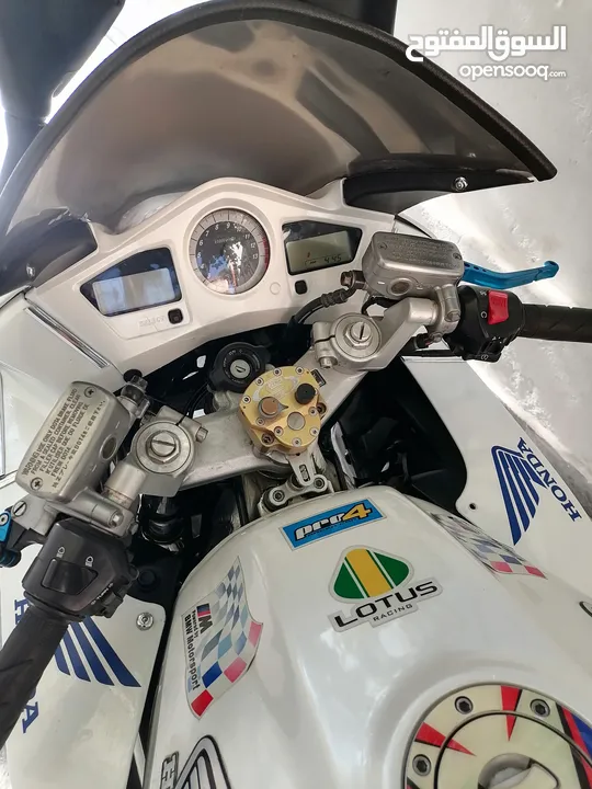 دراجة هوندا 800cc مرخصة 2008