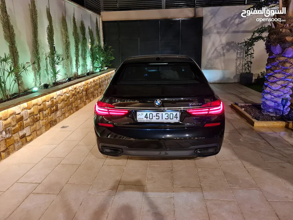 سيارة BMW 740 موديل 2017 مواصفات خاصه فل كامل اعلى مواصفات