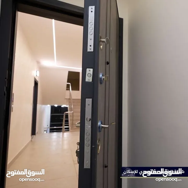 شقه طابق اول للبيع بسعر مميز بأفضل موقع في مرج الحمام
