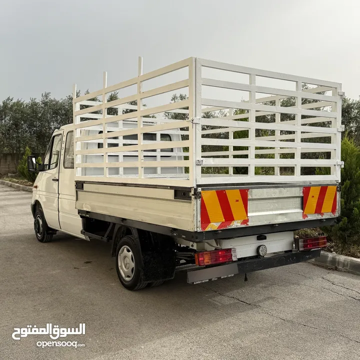 مرسيدس 416 شاصي قصير بحالة الوكالة فحص نخب