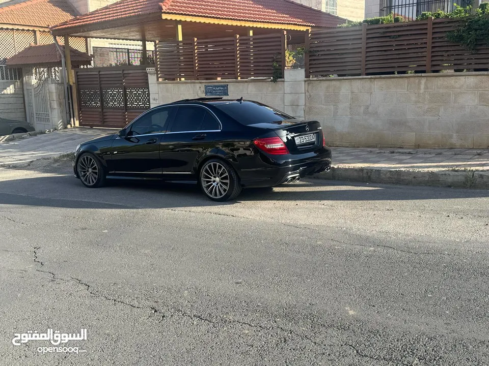 مرسيدس c300 2013 للبيع او للبدل هوندا اكورد او انسابت او كيا او سوناتا
