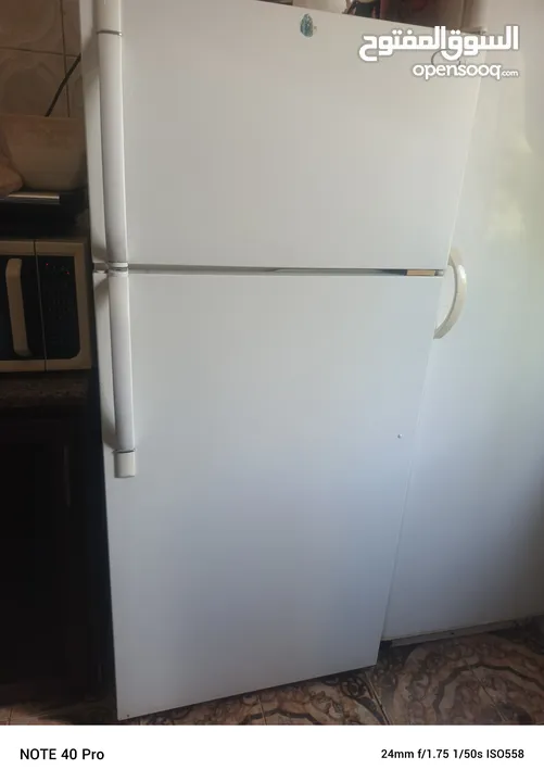 ثلاجه و فريزر مستعمل بحاله جيده