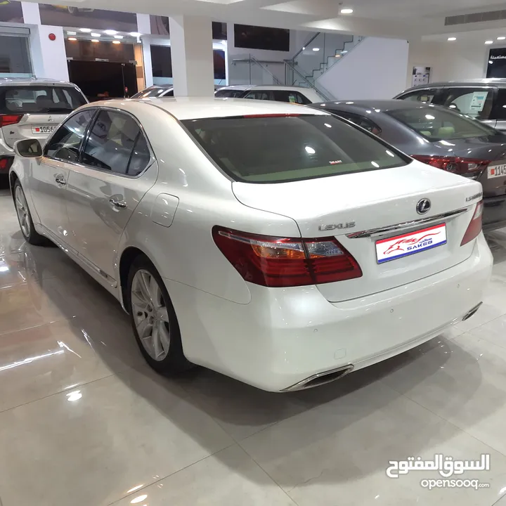 LEXUS LS600HL 2010 FOR SALE (HYUBRID) EXCELLENT CONDITION