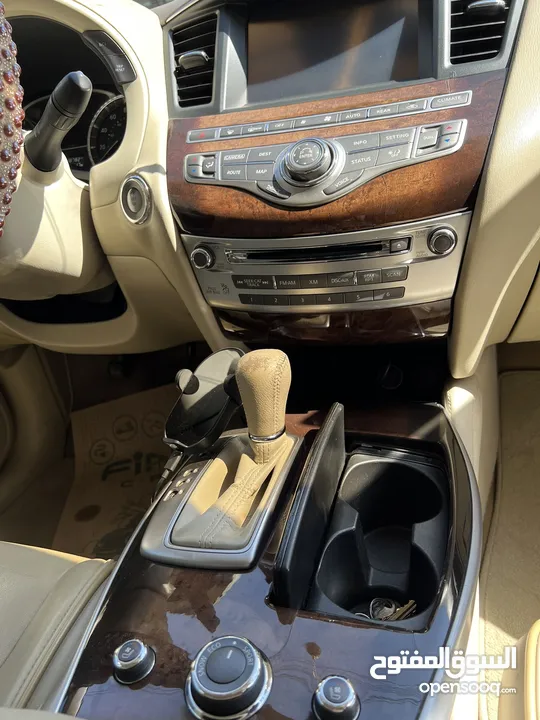 انفينيتي Qx60 سيارة الرفاهية والراحة العائلية