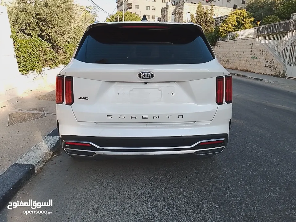 كيا سورينتو 4*4