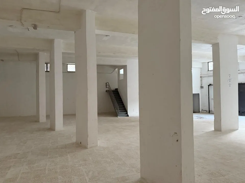 مستودع تجاري 400م دابوق ش المدينه الطبيه للايجار يصلح لكافه الاعمال التجاريه