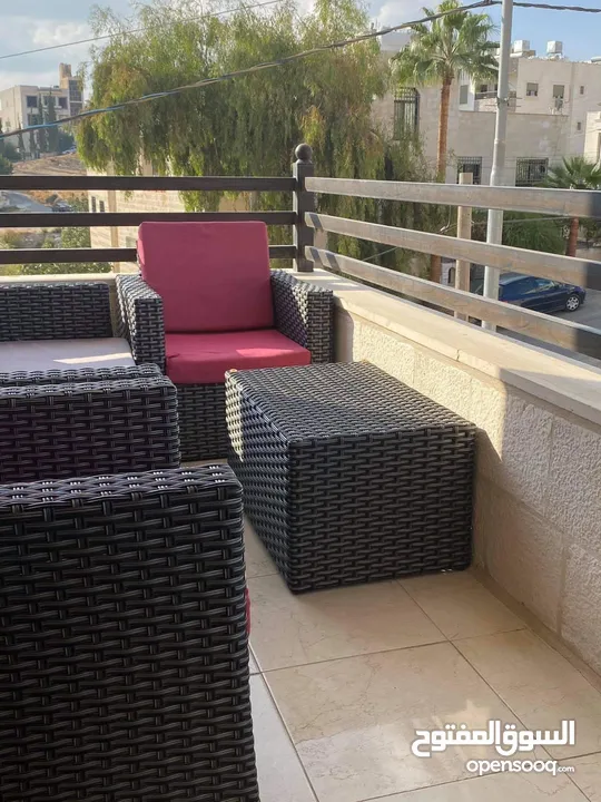 شقة 150م للبيع في مرج الحمام خلف المدارس العالمية دقيقتين فقط عن شارع المطار