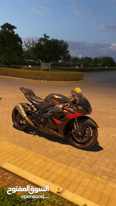 للبيع سيزوكي موديل 1000RR 2022